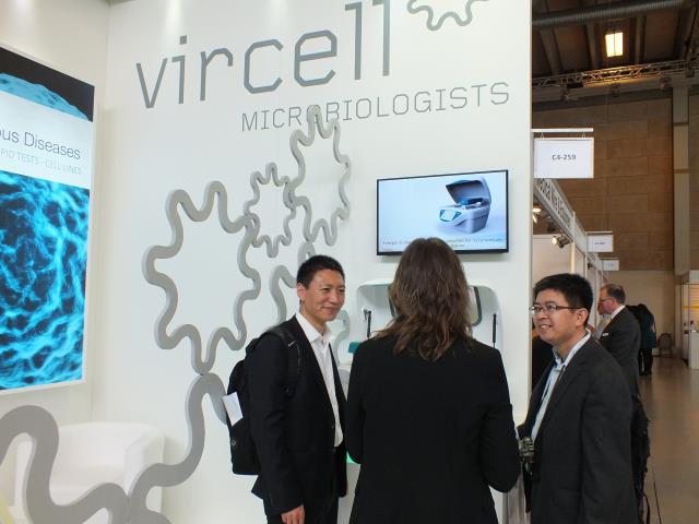 ECCMID2015_4 (640x480).JPG